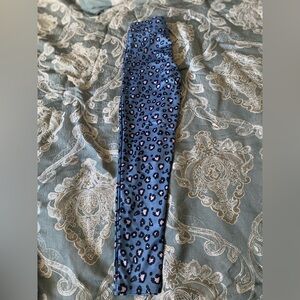 Blue animal print leggings